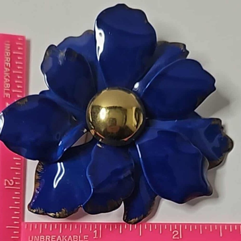 Vintage blue  floral brooch - Picture 2 of 3